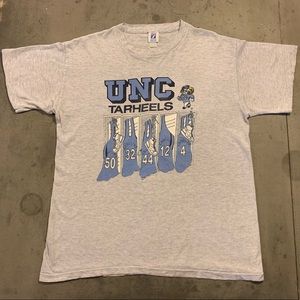 Vintage UNC Carolina Tarheels Basketball Tshirt M/L